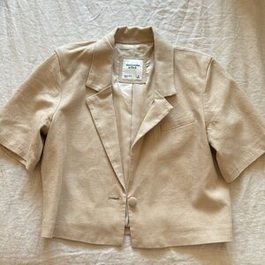 Abercrombie Cropped Linen Blazer